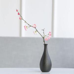 Kunstblumen Exquisite künstliche Blumen mit Keramikvase, künstliche Pflanze, Wohnaccessoires, Arrangement, Heimbüro, Partydekoration für jeden Anlass