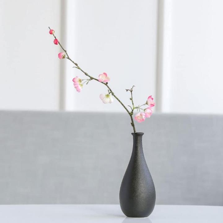 Kunstblumen Exquisite künstliche Blumen mit Keramikvase, künstliche Pflanze, Wohnaccessoires, Arrangement, Heimbüro, Partydekoration für jeden Anlass