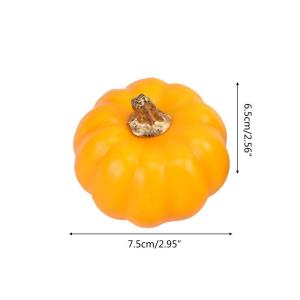 12 Stück kleine künstliche lebensechte Kürbisse Herbsternte Kürbisse für Herbsternte Dekor Halloween-Dekorationen
