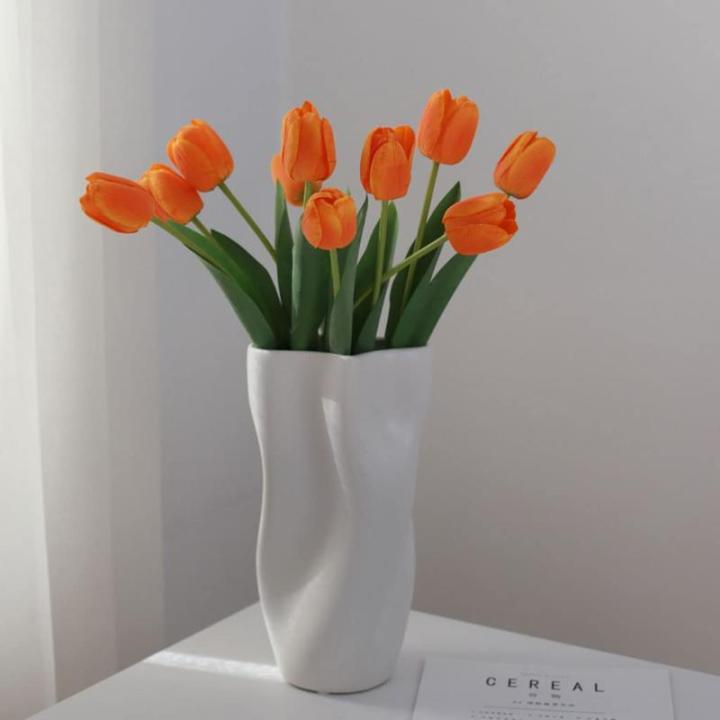 Kunstblumen Künstliche Tulpenblume in Keramikvase, für Zuhause, Küche, Hochzeitsdekoration, gefälschter Tulpenstrauß, 5 Farben für jeden Anlass