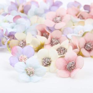 80 stuks kunstmadeliefjes, bloemkelken, , kleurrijke bloemkelken, mini zijden bloemen voor het knutselen, scrapbooking, bruiloften, feesten, woondecoratie - willekeurige kleuren
