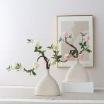 Kunstblumen Künstliche Pflaumenblüten, Pflaumenblüte im Zen-chinesischen Stil, für Heimtisch, Büro, Party, Dekoration (weiße weiße Keramikvase) für jeden Anlass