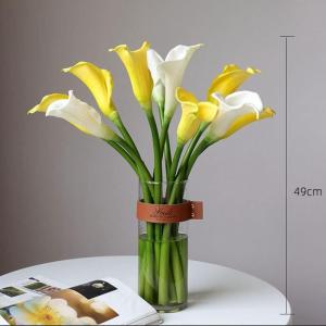 Kunstblumen Künstliche Blumen im Topf – Faux Calla Lily Blumen Grünpflanzen mit Glasvase für Heimdekoration, Hochzeitstisch für jeden Anlass