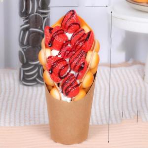 2 Stück Simulation Ei Waffel Modell Display Probe Dessert Fake Bubble Waffel Lebensmittel-Erdbeere