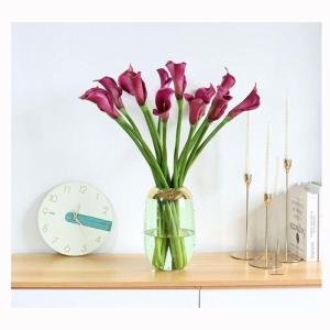 Kunstblumen Künstliche Blumen im Topf – Faux Calla Lily Blumen Grünpflanzen mit Glasvase für Heimdekoration, Hochzeitstisch für jeden Anlass