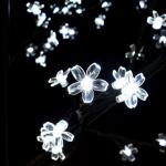 LED Weihnachtsbaum Lichterbaum Weihnachten Christbaum für Außenbereich geeignet 2000 LEDs Kaltweißes Licht Kirschblüten 500 cm