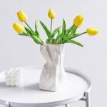 Kunstblumen Kunstblumen, künstliche Tulpen mit Keramikvase, gelbe Tulpen, echtes Blumenarrangement, Hochzeitsdekoration für jeden Anlass