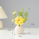 Kunstblumen Künstliche Blumen mit Keramikvase, Seidenblumenarrangements, künstliche Kunstblumensträuße für Büro, Zuhause, Festival-Dekoration für jeden Anlass
