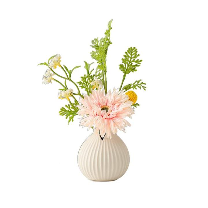 Kunstblumen Künstliche Blumen mit Keramikvase, Seidenblumenarrangements, künstliche Kunstblumensträuße für Büro, Zuhause, Festival-Dekoration für jeden Anlass