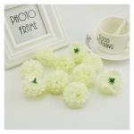 mooie kunstmatige krans bloem panelen 200 stuks goedkope 5 cm zijden chrysant hoofden home bruiloft decoratie muur krans voor de tuin maken deur nep (kleur: melk wit)