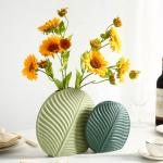 Kunstblumen Gefälschte Blumen in Keramikvase, blattförmige Vase, für Heimzimmer, Schreibtischdekoration, Hochzeit, Küche, Esszimmer, Partys, Dekorationen für jeden Anlass