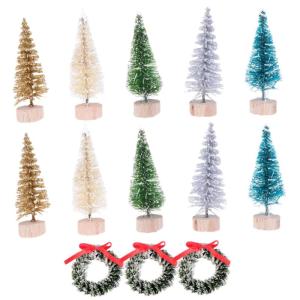 27-teiliges Set Mini-Weihnachtsbaum Mini-Kiefer Mattierte Girlande Künstlicher Weihnachtsbaum Vorbeleuchteter Weihnachtsbaum Weihnachtsdorfbäume Kerzenringe Kranz Sisal-Seide
