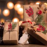 24 stuks rode bessenstelen, kunstbourgondische, rode bessen, picks, hulst, rode bessen, takken, kerstbessen, steel, picks voor kerstboom, doe-het-zelf handwerk, bruiloft, feestdage