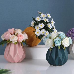 Kunstblumen Tafelaufsätze, Esszimmer, Kunstblumen in Vase, Keramik, Wohnzimmer, Veranda, dekorative Ornamente, Blumenstrauß für jeden Anlass