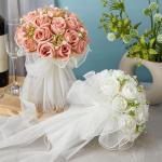 Handgefertigter künstlicher Rosenstrauß für die Hochzeitsfotografie