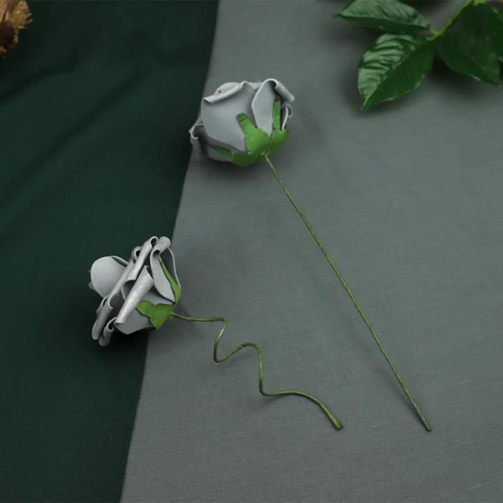 Künstliche Rosen Blume, 25 Stück Schaumrosen Fake Rosen mit Stielen für Hochzeit Blumensträuße Braut Babydusche Party Zuhause Dekoration, Silbrig