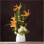 Kunstblumen Lebendige orangefarbene künstliche Blumen – PU-Kunstblumen, Keramiktopf, schickes Herzstück für Wohnzimmer, Hochzeiten, Innendekoration für jeden Anlass