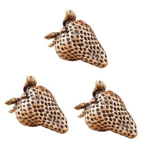 3 Stück Messing Erdbeer Desktop Erdbeer Ornament Messing Basteldekor Exquisite Erdbeer Dekorationen Exquisite Erdbeer Statuen Dekor Messing Bastelstatuen Messing Dekor