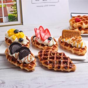 Fake Kuchen künstliche Kuchen 8 Stücke Gefälschte Waffel Kuchen Lebensmittel Modell Simulation Realistische Nachahmung Faux Waffel Replik Gebäck Realistisches Essen(B)