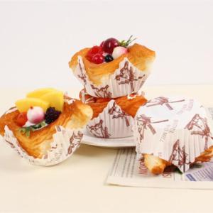Fake Kuchen künstliche Kuchen 2 Stücke Gefälschte Cupcake Realistische Künstliche Erdbeere Cupcake Modell Simulation Kuchen Modell Realistisches Essen(C)