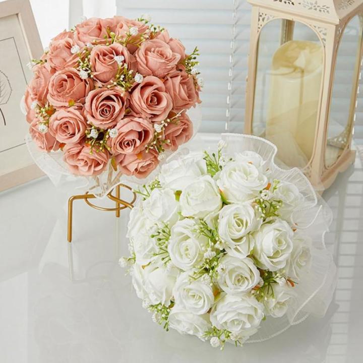 Handgefertigter künstlicher Rosenstrauß für die Hochzeitsfotografie