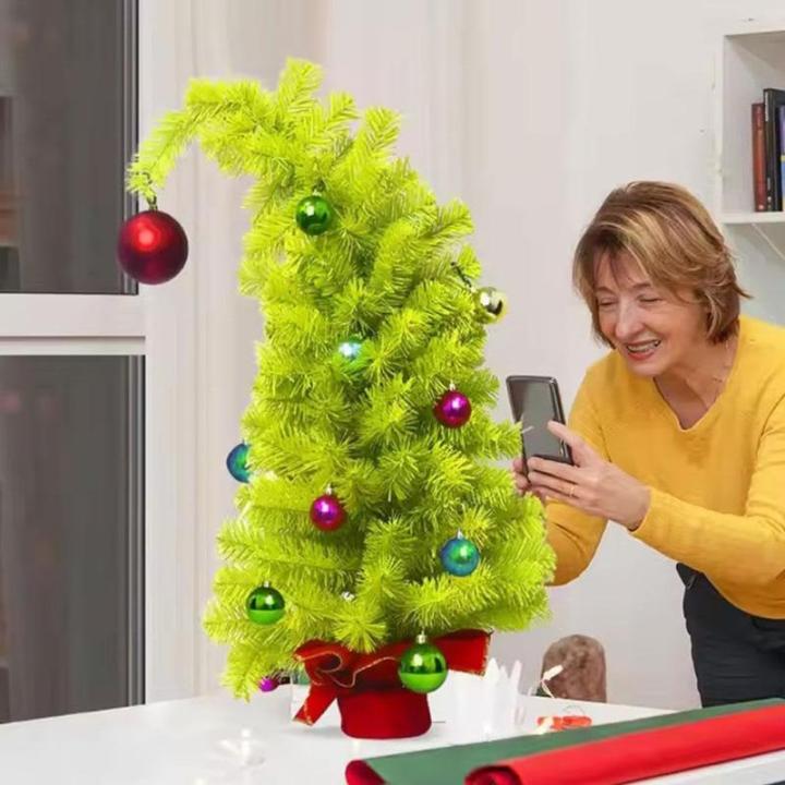 Weihnachts-PVC-Weihnachtsbaum mit krumm Hals, Weihnachtsbaum mit Kugel-Ornamenten, künstlicher Weihnachtsbaum, lustiger geformter Weihnachtsbaum, Innenornamente für Weihnachtsdek