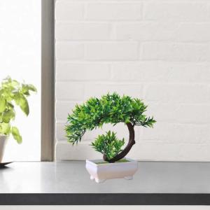 Kunstdecoratieve plant in pot, ornament, in pot voor decoratieve woonkamer, kantoor, tuin, koraalstijl