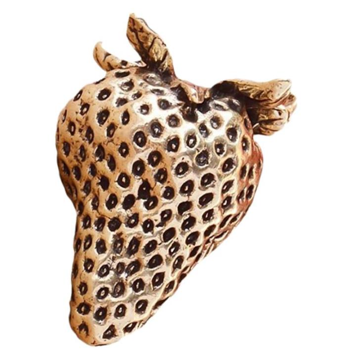 4 Stück Messing-Erdbeere Obstdekor Aus Messing Desktop-erdbeer-Ornament Kleine Messingverzierung Tischdekoration Kleines Erdbeerdekor Messingfigur Bastelfigur Aus Messing Golden