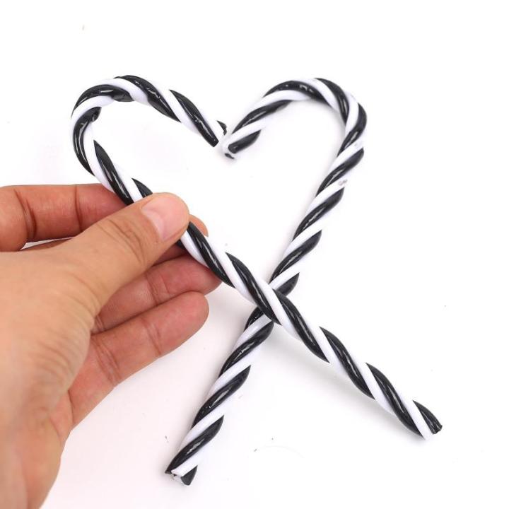 32 stuks kerstsnoepstok hangende ornamenten zwart en witte kerstboom hangende decoraties plastic gedraaide kruk ornamenten voor kerstambachten binnen buiten decor (15 cm geen gaten