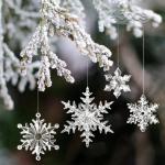 45 stuks kerstdecoratie sneeuwvlokken om op te hangen, acryl sneeuwvlokkendecoratie, ijspegels, hangende decoratie voor kerstboomversiering, raamdecoratie, winterdecoratie, feestsn