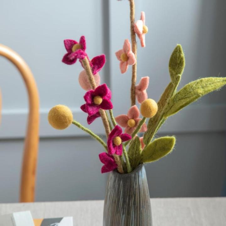 Gry & SIF Bladtakken, decoratieve takken, kunsttakken van vilt, kunsttakken van paasstruik, lentedecoratie, handgemaakt, 3 x bladtakken, gemengde bladeren, 35 cm