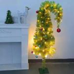 Vorbeleuchteter Weihnachtsbaum mit Metallständer, schiefer Weihnachtsbaum, künstlich, skurril, einzigartige gebogene Form, biegbarer künstlicher Kiefernbaum, 91 cm