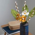 Gry & SIF Bladtakken, decoratieve takken, kunsttakken van vilt, kunsttakken van paasstruik, lentedecoratie, paasdecoratie, flexibele steel, handgemaakt, fairtrade | 3x bladtakken, 