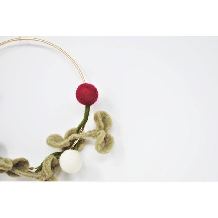 Eucalyptus-tak in scandi-stijl, natuurlijk vilt, handgemaakt, fairtrade, liefdevolle paasdecoratie, saliekleuren, 1 x - 30 cm