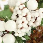 6 x decoratieve maretak, decoratieve maretakjes om op te hangen, decoratieve takken als knutselbenodigdheden, verfraait geschenken en potpourris (6 stuks - wit + goudkleurig)