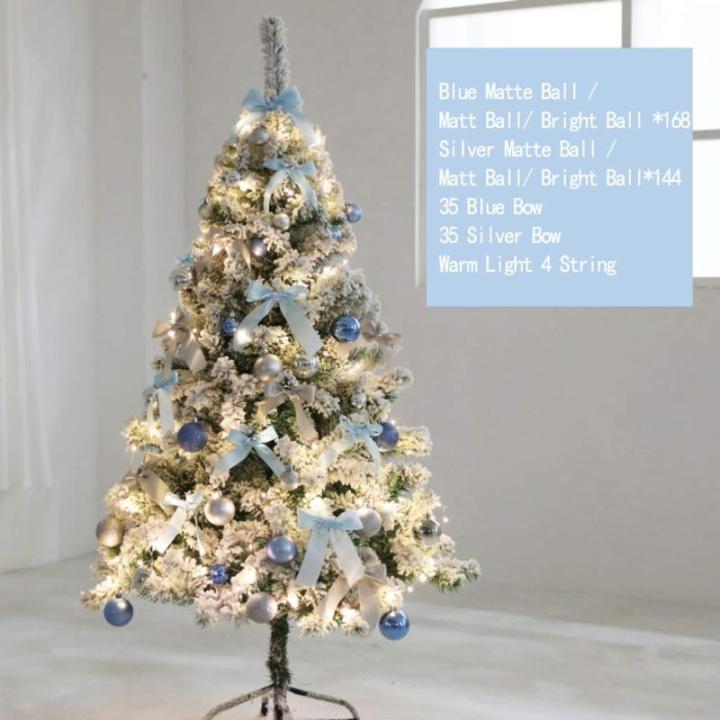 Leichter künstlicher Weihnachtsbaum, beflockter Schnee mit Ornamenten, Metallbeinen, Glasfaser-Baum, klassisch für Dekorationen im Innenbereich, 9,8 Fuß, modisch，A-diamater360