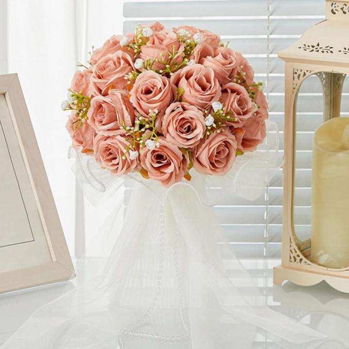 Handgefertigter künstlicher Rosenstrauß für die Hochzeitsfotografie