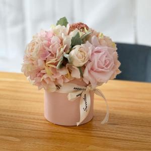 Kunstblumen Künstliche Blumen mit Vase, realistische Hortensien, Seidenblumenarrangements, Tischdekoration, Heimdekoration, Pink für jeden Anlass
