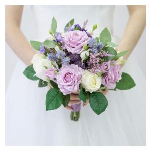 Hochzeitsstrauß for die Braut mit künstlichen Blumen, rustikale lila Rosenblüten, Hochzeitssträuße, künstliche handgefertigte Details, Brautstrauß-Dekoration for die Braut