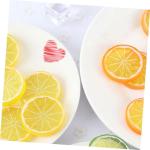 1 Satz Nachahmung Einer Zitronenscheibe Tischdekoration Im Sommer Gefälschte Himbeere Sommerliche Tischdekoration Füller Für Obstschalen Fälschung Zitronenscheiben Kalk PVC 24s