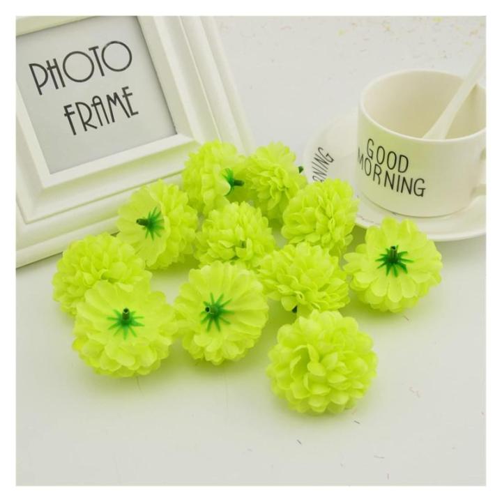 mooie kunstmatige krans bloem panelen 200 stks goedkope 5 cm zijden chrysant hoofden home bruiloft decoratie muur krans voor de tuin maken deur nep (kleur: groen)