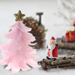 Einzigartiges Federbaum-Design, festlicher Tafelaufsatz, Weihnachtsdekoration, handgefertigte Figur mit Sternaufsatz, Ferienhaus für Neujahr, Rosa