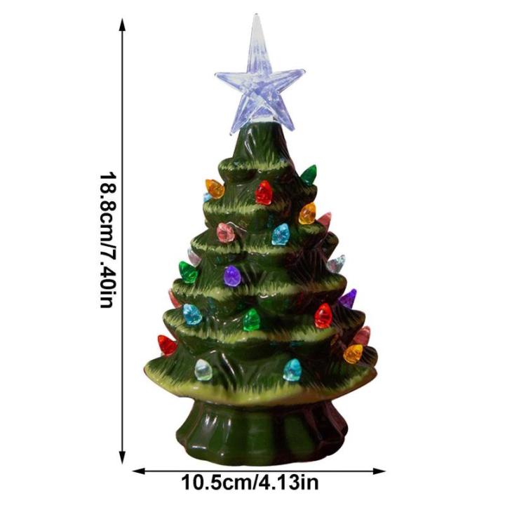 Grüner 10,5 x 18,8 cm großer Keramik-Weihnachtsbaumschmuck, handbemalter Keramik-Baum, beleuchteter Feiertagsmittelaufsatz mit bunten Lichtern