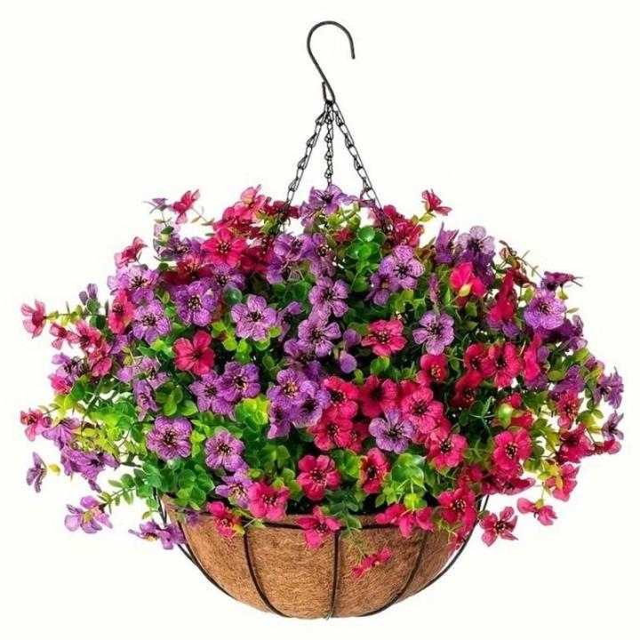 Hängende Blumenpflanze im Korb für Frühlingshochzeitsveranda-Gartenhöfe