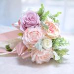 Künstlicher Rosenblumenstrauß mit Spitzenband, Simulation Hochzeitsstrauß für Valentinstag, Hochzeit, Braut, Fotografie-Requisiten