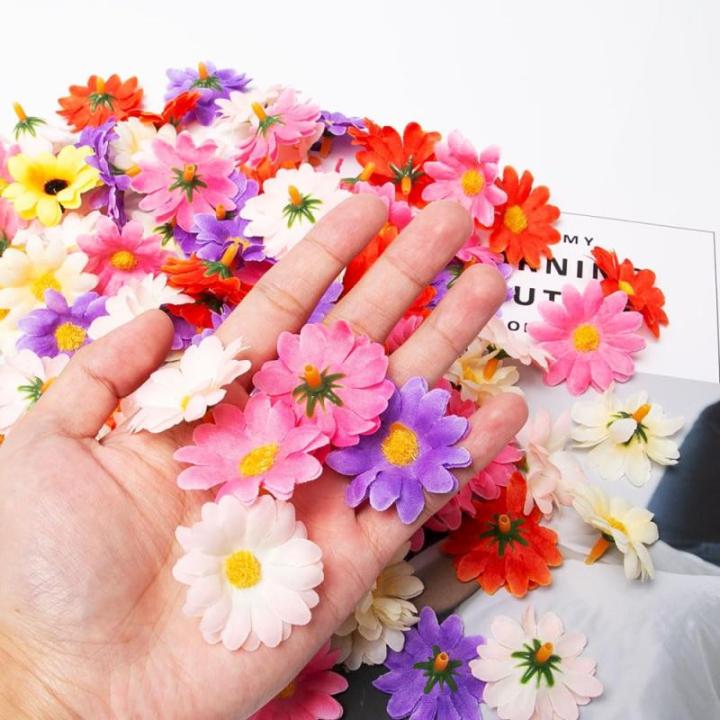 100 stuks 4 cm kunstmadeliefjes, bloemkoppen, mini-madeliefjes, , meerkleurig, madeliefjes, mini-bloemen voor bruiloften en feestdecoraties
