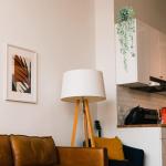 Hangende Planten Kunstmatige Decor Nep Ingemaakte Hangende Wijnstokken Levensecht Groen voor Nieuwe Woondecoratie 2 STKS Lichtgroen