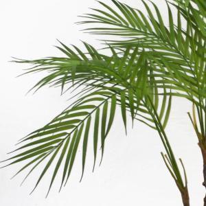 Realistische künstliche Palme und tropische Bäume im Topf – fertig zum Ausstellen