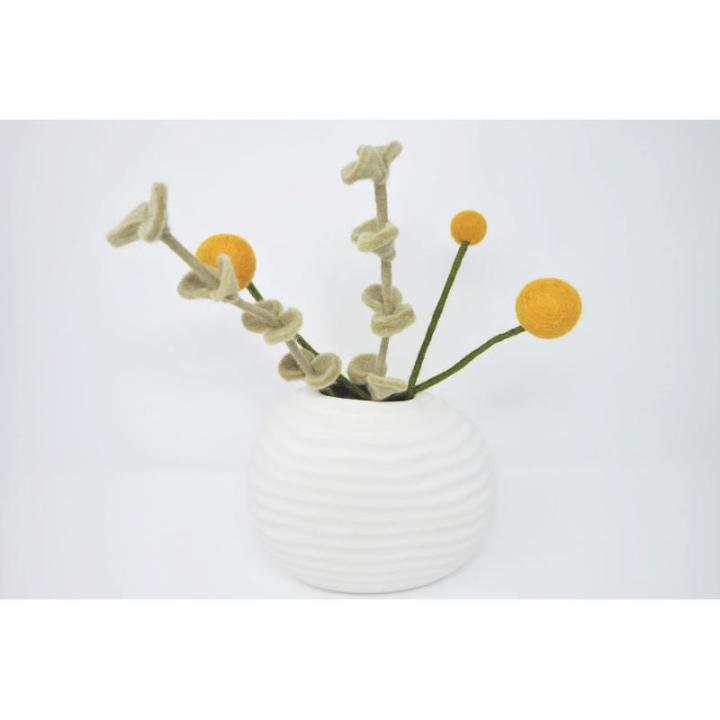 Eucalyptus-tak in scandi-stijl, natuurlijk vilt, handgemaakt, fairtrade, liefdevolle paasdecoratie, saliekleuren, 1 x - 30 cm