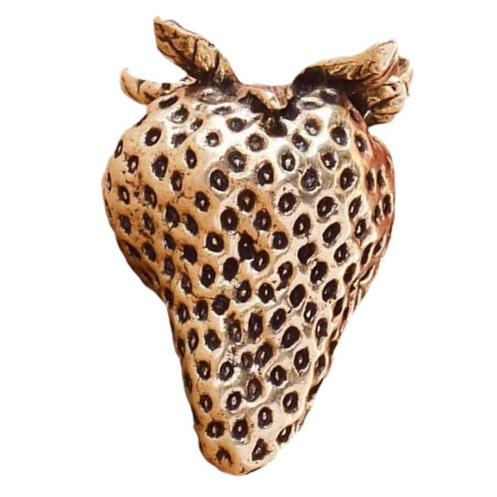 4 Stück Messing-Erdbeere Obstdekor Aus Messing Desktop-erdbeer-Ornament Kleine Messingverzierung Tischdekoration Kleines Erdbeerdekor Messingfigur Bastelfigur Aus Messing Golden
